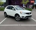 Білий Cанг Йонг Korando, об'ємом двигуна 2 л та пробігом 257 тис. км за 8490 $, фото 1 на Automoto.ua