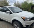 Білий Cанг Йонг Korando, об'ємом двигуна 2 л та пробігом 140 тис. км за 9000 $, фото 13 на Automoto.ua