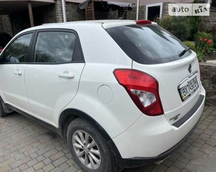 Білий Cанг Йонг Korando, об'ємом двигуна 2 л та пробігом 140 тис. км за 9000 $, фото 16 на Automoto.ua