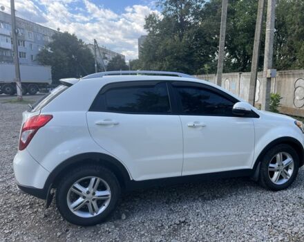 Білий Cанг Йонг Korando, об'ємом двигуна 2 л та пробігом 155 тис. км за 255 $, фото 3 на Automoto.ua