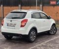 Белый Cанг Йонг Корандо, объемом двигателя 2 л и пробегом 178 тыс. км за 8999 $, фото 3 на Automoto.ua