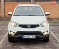Белый Cанг Йонг Корандо, объемом двигателя 2 л и пробегом 178 тыс. км за 8999 $, фото 1 на Automoto.ua