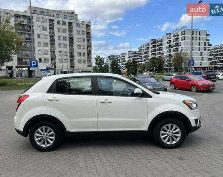 Білий Cанг Йонг Korando, об'ємом двигуна 2 л та пробігом 109 тис. км за 9500 $, фото 3 на Automoto.ua