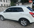 Білий Cанг Йонг Korando, об'ємом двигуна 2 л та пробігом 150 тис. км за 10500 $, фото 3 на Automoto.ua