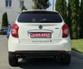 Білий Cанг Йонг Korando, об'ємом двигуна 2.2 л та пробігом 115 тис. км за 11900 $, фото 4 на Automoto.ua