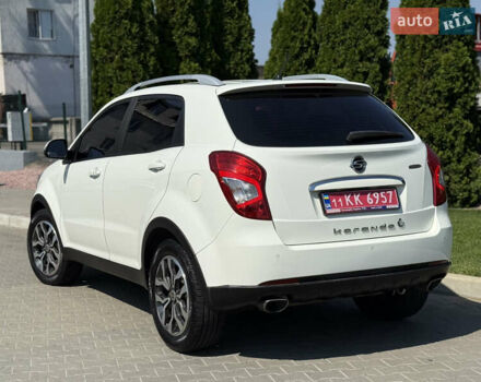Білий Cанг Йонг Korando, об'ємом двигуна 2.2 л та пробігом 115 тис. км за 11900 $, фото 16 на Automoto.ua