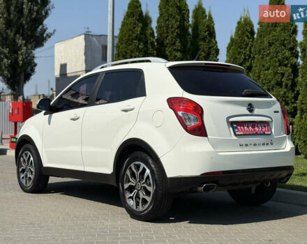Білий Cанг Йонг Korando, об'ємом двигуна 2.2 л та пробігом 115 тис. км за 11900 $, фото 14 на Automoto.ua