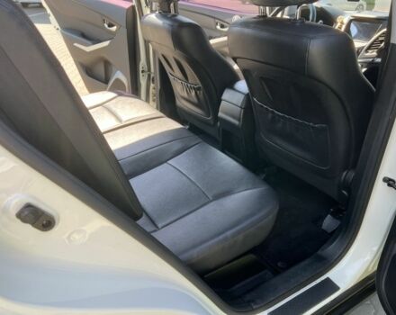 Білий Cанг Йонг Korando, об'ємом двигуна 2.2 л та пробігом 115 тис. км за 11900 $, фото 12 на Automoto.ua