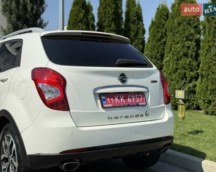 Білий Cанг Йонг Korando, об'ємом двигуна 2.2 л та пробігом 115 тис. км за 11900 $, фото 17 на Automoto.ua
