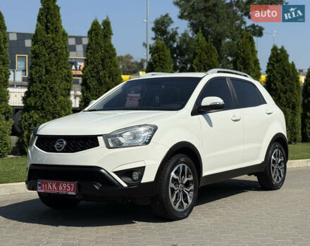 Білий Cанг Йонг Korando, об'ємом двигуна 2.2 л та пробігом 115 тис. км за 11900 $, фото 12 на Automoto.ua