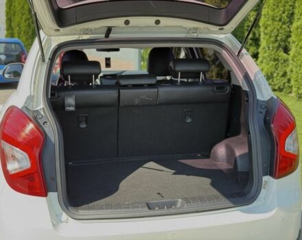 Білий Cанг Йонг Korando, об'ємом двигуна 2.2 л та пробігом 115 тис. км за 11900 $, фото 15 на Automoto.ua