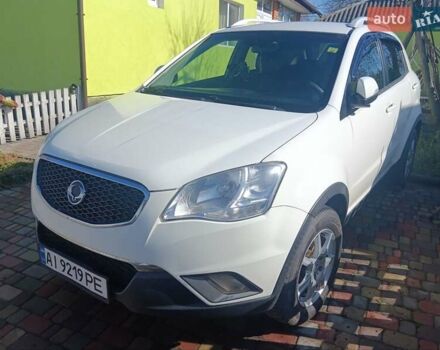Білий Cанг Йонг Korando, об'ємом двигуна 2 л та пробігом 213 тис. км за 7499 $, фото 1 на Automoto.ua