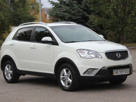 Білий Cанг Йонг Korando, об'ємом двигуна 2 л та пробігом 62 тис. км за 11300 $, фото 1 на Automoto.ua