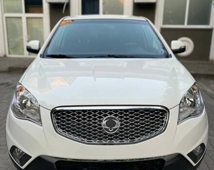 Белый Cанг Йонг Корандо, объемом двигателя 2 л и пробегом 103 тыс. км за 9500 $, фото 1 на Automoto.ua