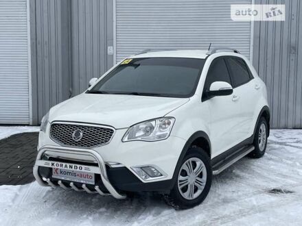 Білий Cанг Йонг Korando, об'ємом двигуна 2 л та пробігом 188 тис. км за 8899 $, фото 1 на Automoto.ua