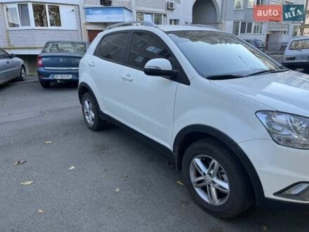 Cанг Йонг Korando 2012 у Києві на Automoto.ua Білий Cанг Йонг Korando, об'ємом двигуна 2 л та пробігом 160 тис. км за 9000 $, фото 1 на Automoto.ua
