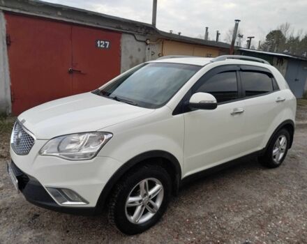 Білий Cанг Йонг Korando, об'ємом двигуна 2 л та пробігом 190 тис. км за 8850 $, фото 1 на Automoto.ua