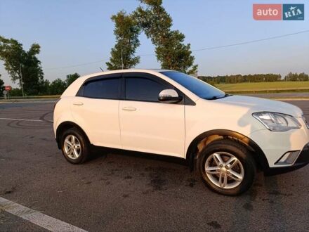 Cанг Йонг Корандо 2012 в Ромнах на Automoto.ua Белый Cанг Йонг Корандо, объемом двигателя 2 л и пробегом 221 тыс. км за 7900 $, фото 1 на Automoto.ua