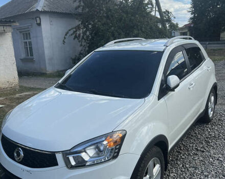 Білий Cанг Йонг Korando, об'ємом двигуна 2 л та пробігом 150 тис. км за 10500 $, фото 1 на Automoto.ua