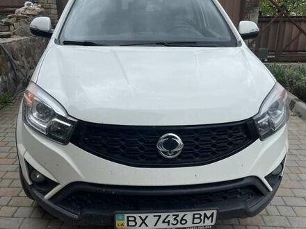 Cанг Йонг Korando 2014 у Хмельницькому на Automoto.ua Білий Cанг Йонг Korando, об'ємом двигуна 2 л та пробігом 140 тис. км за 9000 $, фото 1 на Automoto.ua