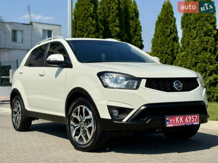 Cанг Йонг Korando 2016 у Києві на Automoto.ua Білий Cанг Йонг Korando, об'ємом двигуна 2.2 л та пробігом 115 тис. км за 11900 $, фото 1 на Automoto.ua