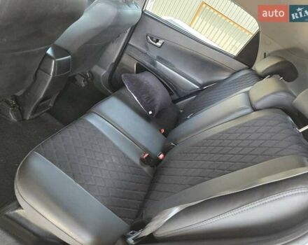 Бежевий Cанг Йонг Korando, об'ємом двигуна 2 л та пробігом 297 тис. км за 7100 $, фото 8 на Automoto.ua