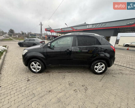 Черный Cанг Йонг Корандо, объемом двигателя 2 л и пробегом 168 тыс. км за 7900 $, фото 14 на Automoto.ua