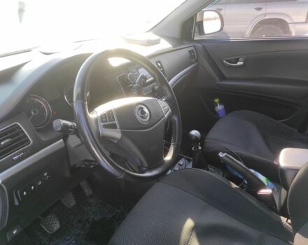 Черный Cанг Йонг Корандо, объемом двигателя 2 л и пробегом 210 тыс. км за 8100 $, фото 5 на Automoto.ua