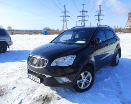 Черный Cанг Йонг Корандо, объемом двигателя 2 л и пробегом 210 тыс. км за 8100 $, фото 1 на Automoto.ua