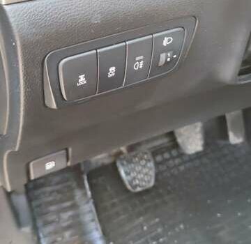 Чорний Cанг Йонг Korando, об'ємом двигуна 2 л та пробігом 216 тис. км за 7995 $, фото 14 на Automoto.ua