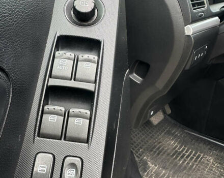 Чорний Cанг Йонг Korando, об'ємом двигуна 2 л та пробігом 138 тис. км за 6900 $, фото 9 на Automoto.ua