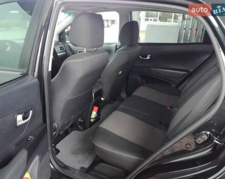 Черный Cанг Йонг Корандо, объемом двигателя 2 л и пробегом 114 тыс. км за 8900 $, фото 5 на Automoto.ua