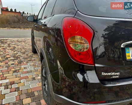 Черный Cанг Йонг Корандо, объемом двигателя 2 л и пробегом 168 тыс. км за 7200 $, фото 22 на Automoto.ua