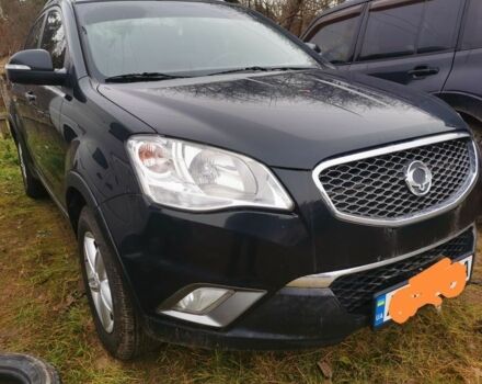 Черный Cанг Йонг Корандо, объемом двигателя 2 л и пробегом 350 тыс. км за 7000 $, фото 2 на Automoto.ua