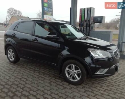 Черный Cанг Йонг Корандо, объемом двигателя 2 л и пробегом 114 тыс. км за 8900 $, фото 2 на Automoto.ua