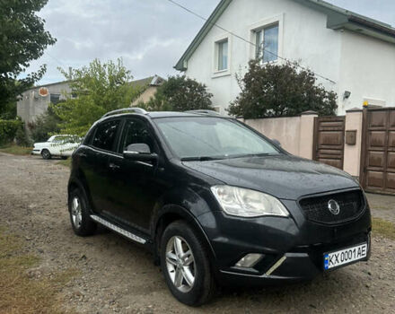 Чорний Cанг Йонг Korando, об'ємом двигуна 2 л та пробігом 138 тис. км за 6900 $, фото 2 на Automoto.ua