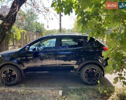 Черный Cанг Йонг Корандо, объемом двигателя 2 л и пробегом 194 тыс. км за 6000 $, фото 2 на Automoto.ua