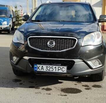 Cанг Йонг Korando 2011 у Харкові на Automoto.ua Чорний Cанг Йонг Korando, об'ємом двигуна 2 л та пробігом 215 тис. км за 7300 $, фото 3 на Automoto.ua