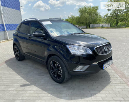 Чорний Cанг Йонг Korando, об'ємом двигуна 2 л та пробігом 190 тис. км за 8499 $, фото 7 на Automoto.ua