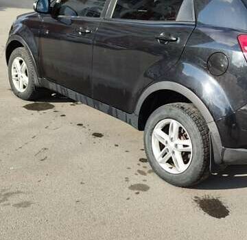 Cанг Йонг Korando 2011 у Харкові на Automoto.ua Чорний Cанг Йонг Korando, об'ємом двигуна 2 л та пробігом 215 тис. км за 7300 $, фото 14 на Automoto.ua