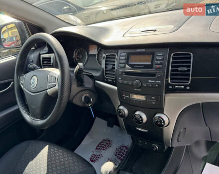 Черный Cанг Йонг Корандо, объемом двигателя 2 л и пробегом 169 тыс. км за 8900 $, фото 14 на Automoto.ua