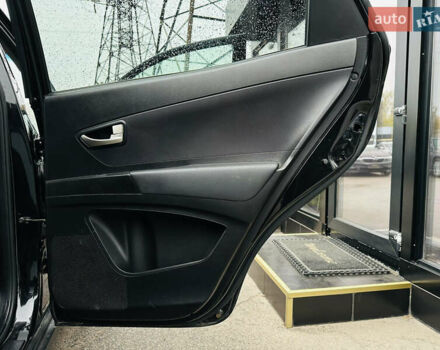 Черный Cанг Йонг Корандо, объемом двигателя 2 л и пробегом 120 тыс. км за 9900 $, фото 21 на Automoto.ua