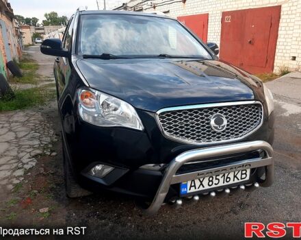 Черный Cанг Йонг Корандо, объемом двигателя 2 л и пробегом 120 тыс. км за 8700 $, фото 3 на Automoto.ua