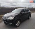 Чорний Cанг Йонг Korando, об'ємом двигуна 2 л та пробігом 130 тис. км за 10000 $, фото 4 на Automoto.ua