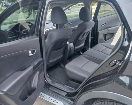 Чорний Cанг Йонг Korando, об'ємом двигуна 2 л та пробігом 144 тис. км за 8300 $, фото 6 на Automoto.ua