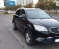 Чорний Cанг Йонг Korando, об'ємом двигуна 2 л та пробігом 250 тис. км за 9150 $, фото 1 на Automoto.ua