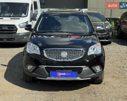 Черный Cанг Йонг Корандо, объемом двигателя 2 л и пробегом 169 тыс. км за 8900 $, фото 2 на Automoto.ua