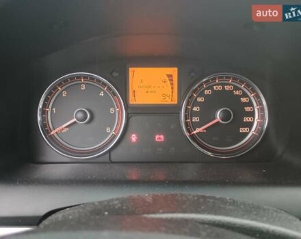 Черный Cанг Йонг Корандо, объемом двигателя 2 л и пробегом 165 тыс. км за 8200 $, фото 8 на Automoto.ua