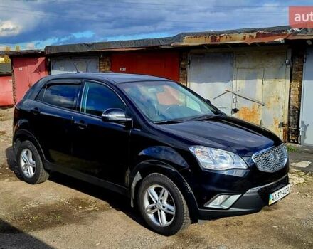 Черный Cанг Йонг Корандо, объемом двигателя 2 л и пробегом 100 тыс. км за 8300 $, фото 5 на Automoto.ua