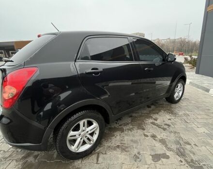 Черный Cанг Йонг Корандо, объемом двигателя 2 л и пробегом 55 тыс. км за 11650 $, фото 2 на Automoto.ua